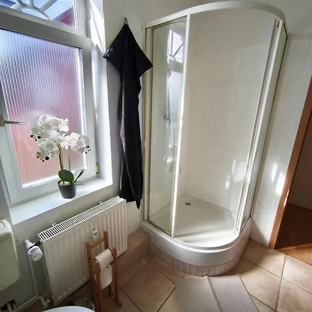 Lejlighed Im Zweifamilienhaus *